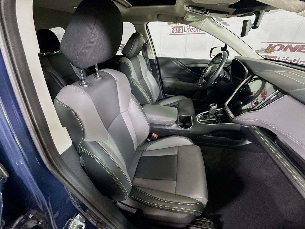 Certified 2024 Subaru Outback Onyx Edition AWD/4WD image 33