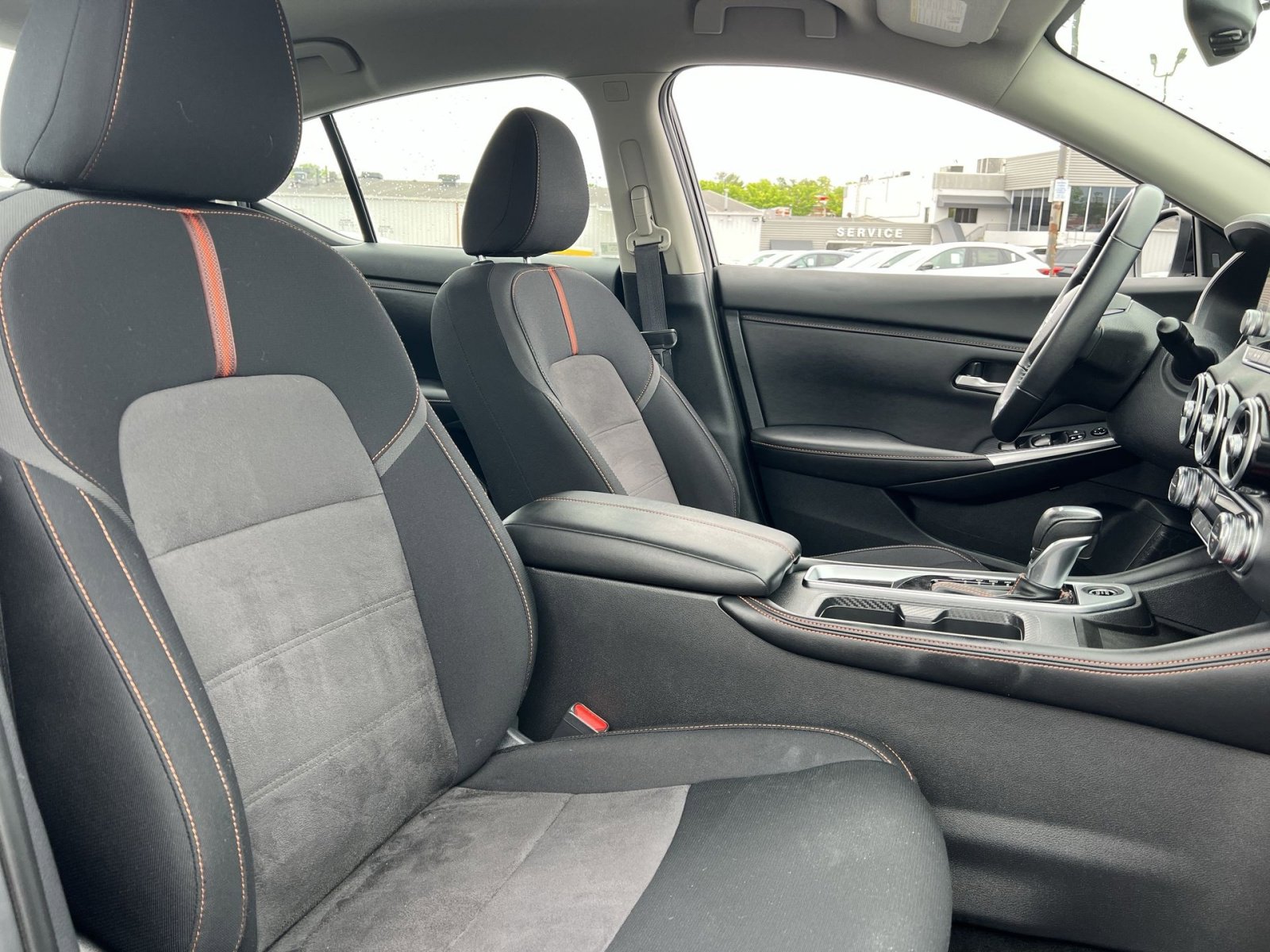 Used 2022 Nissan Sentra SR w/ Midnight Edition FWD image 33