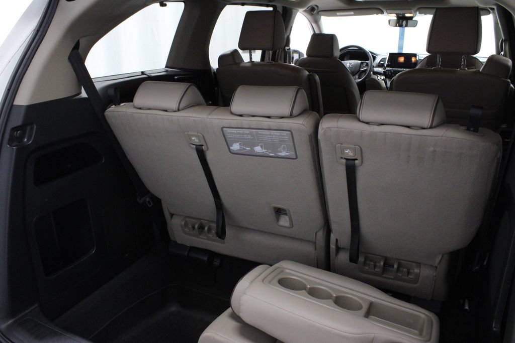 Used 2023 Honda Odyssey Elite image 15