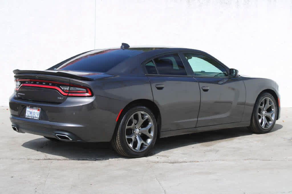 Used 2018 Dodge Charger SXT Plus RWD image 6