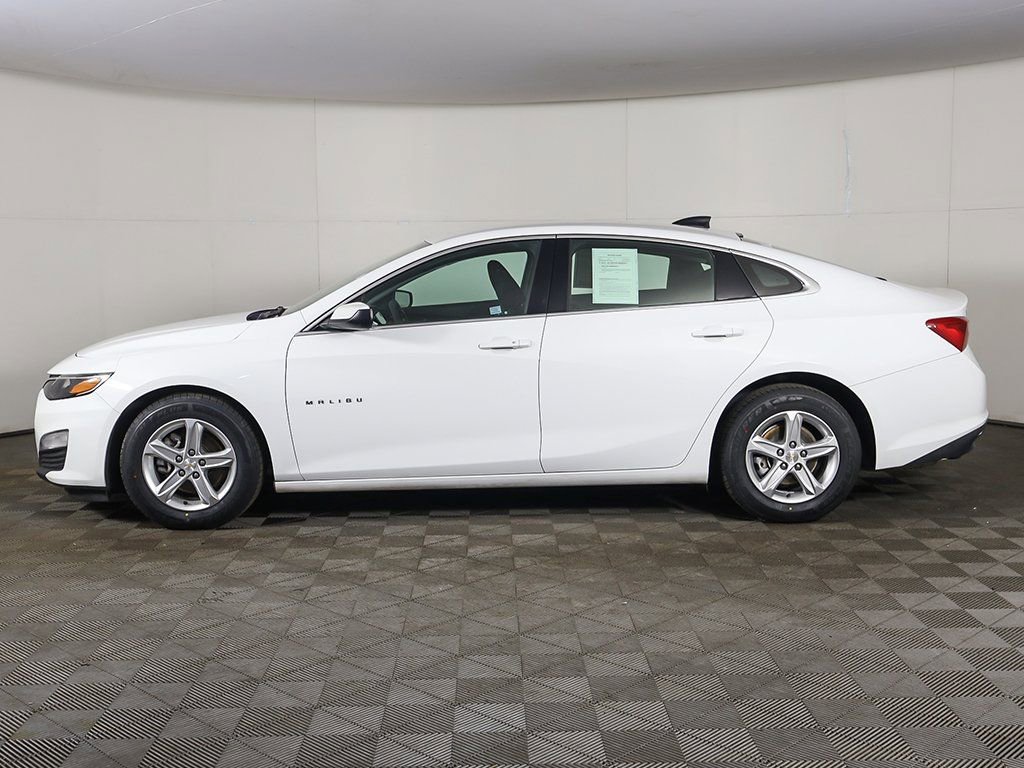 Used 2024 Chevrolet Malibu LS image 13