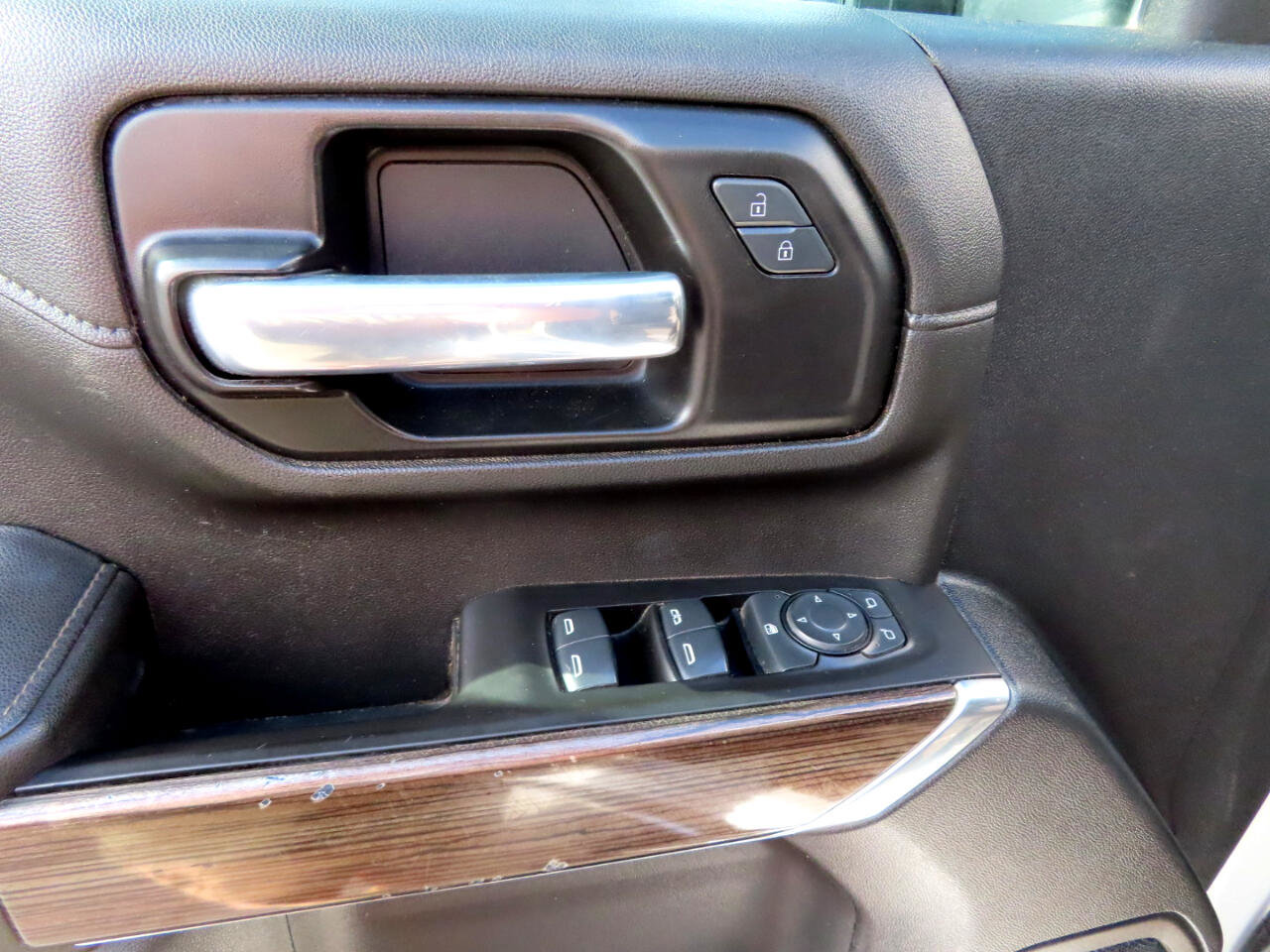Used 2021 Chevrolet Silverado 3500 LT image 26