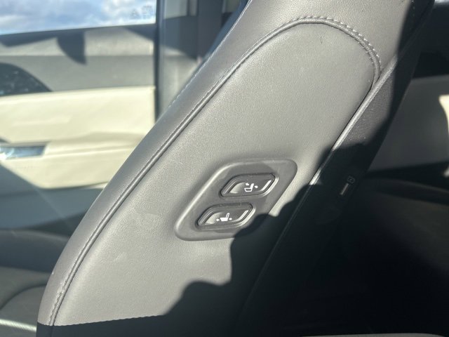 Used 2024 Kia Carnival SX image 22