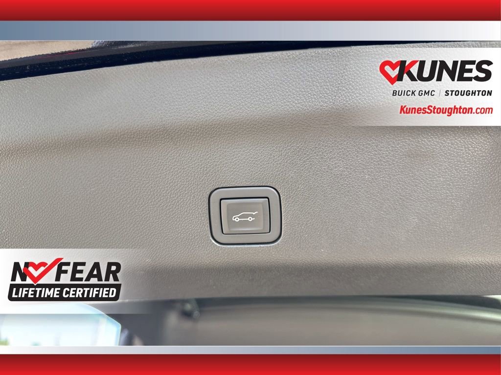 Used 2025 GMC Yukon XL Denali image 45