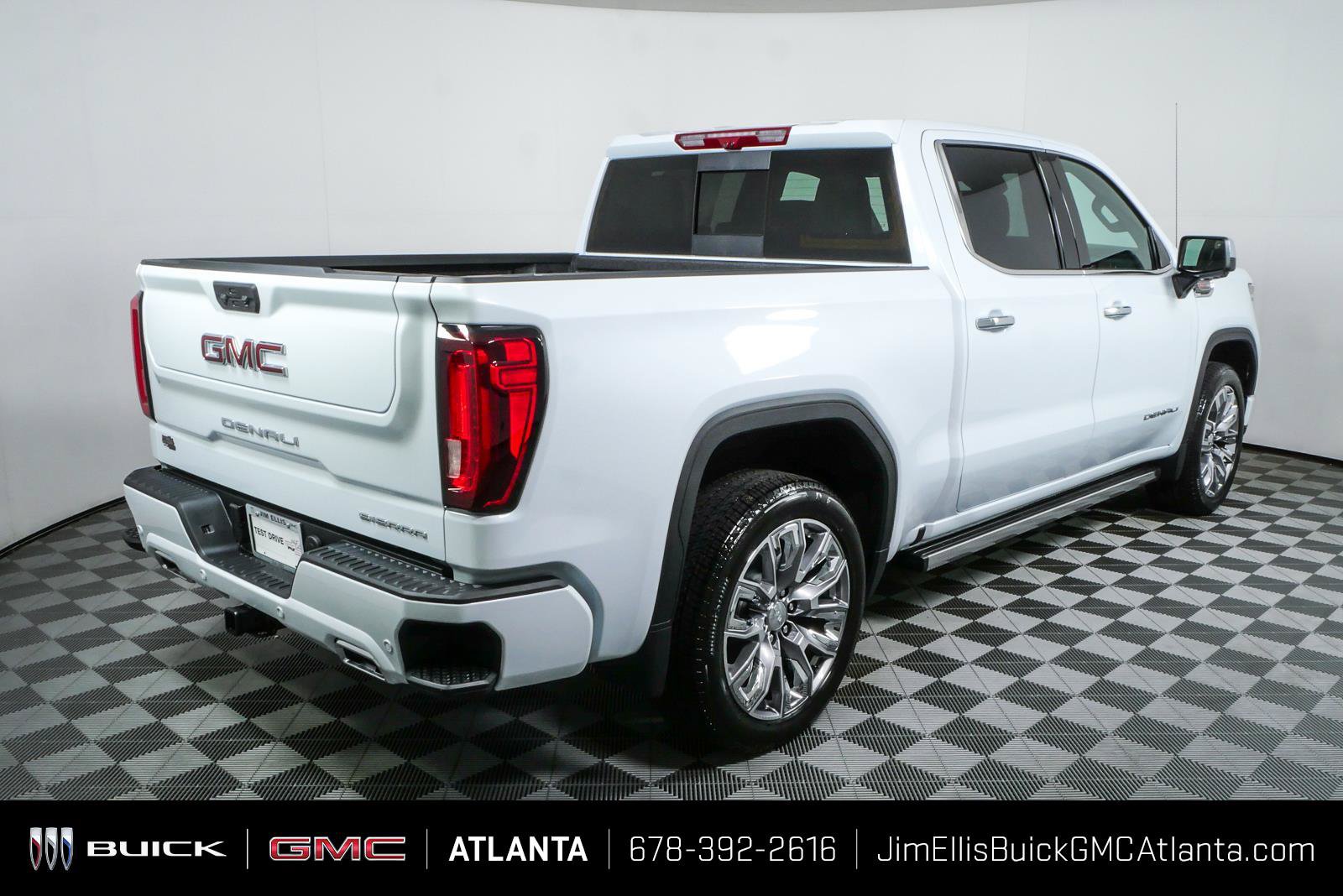 New 2026 GMC Sierra 1500 Denali AWD/4WD image 3