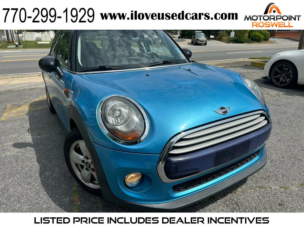 Used 2015 MINI Cooper 4-Door Hardtop FWD image 1