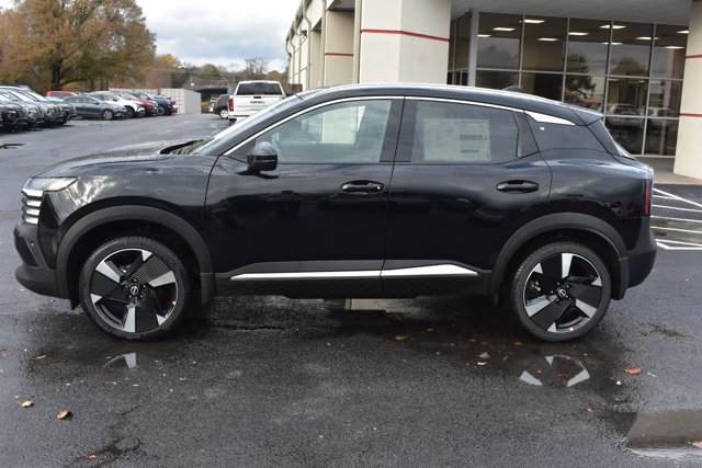 New 2026 Nissan Kicks SR w/ SR Premium Package image 10