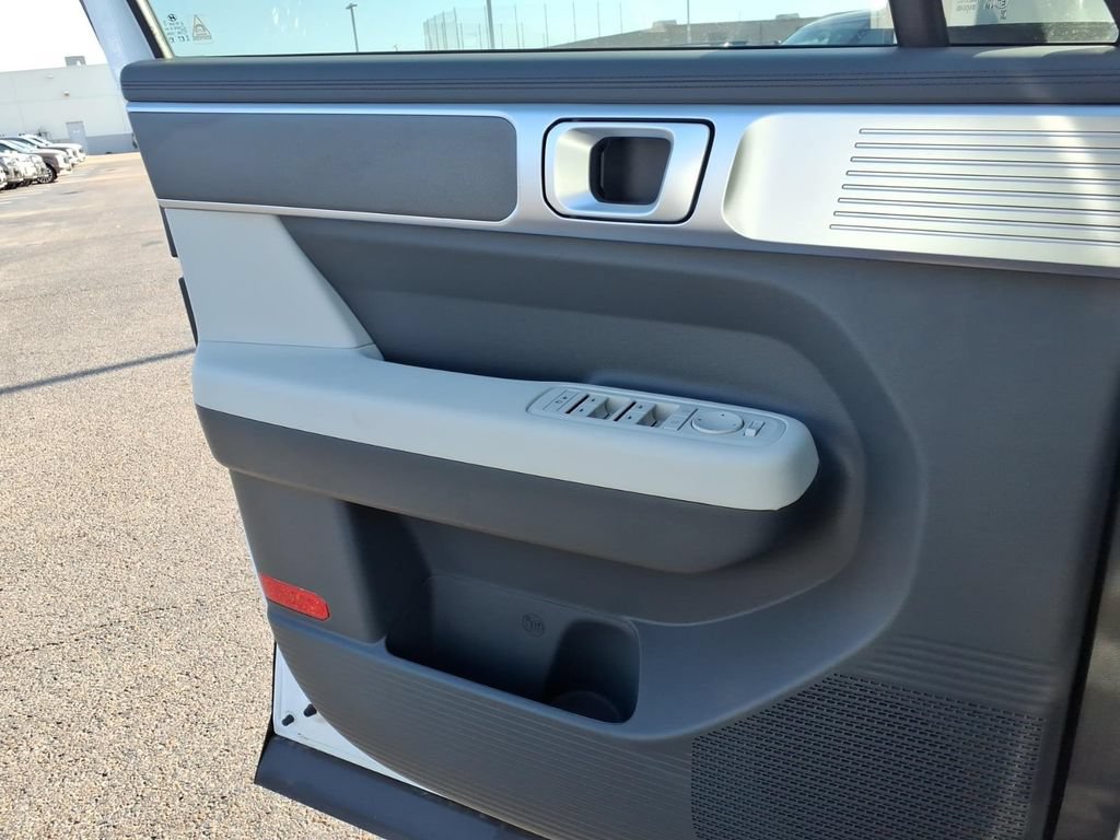 New 2026 Hyundai Santa Fe SE FWD image 13
