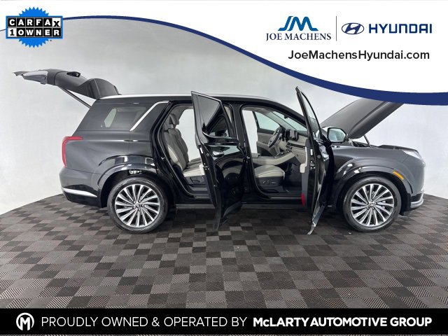 Used 2025 Hyundai Palisade Calligraphy image 16