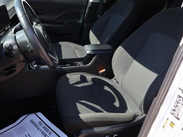 Used 2025 Hyundai Kona SEL image 41