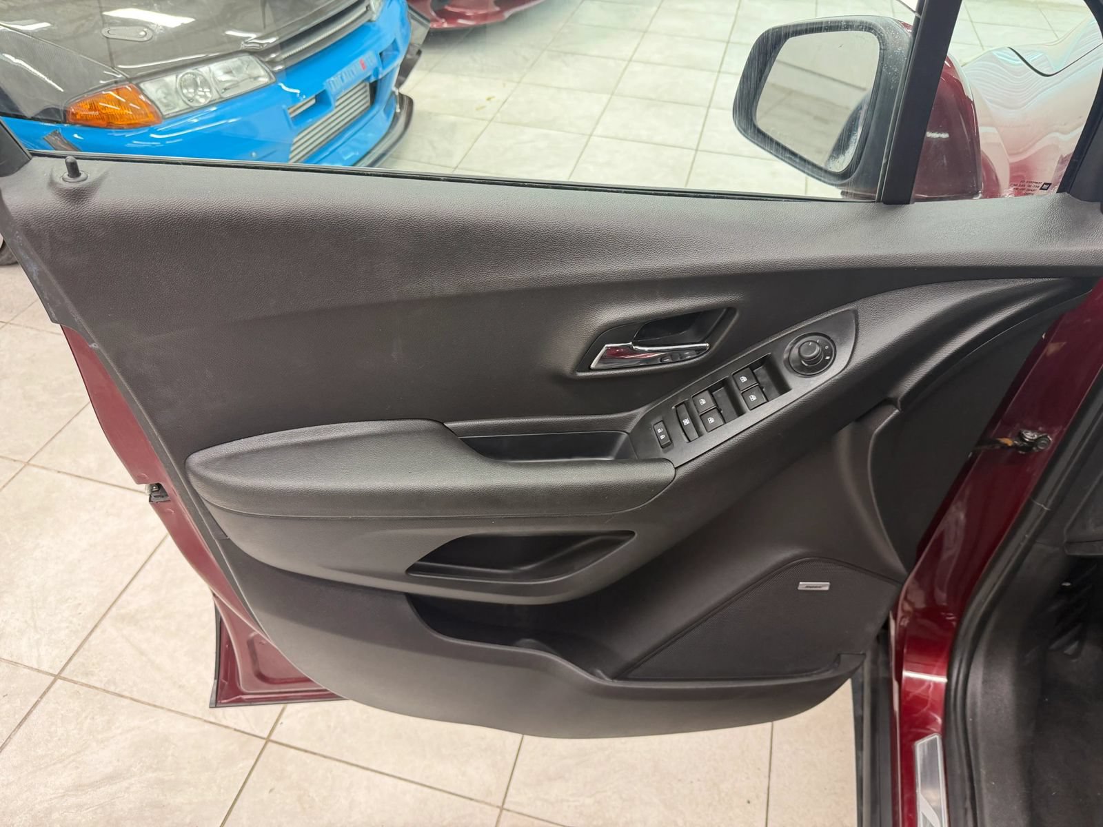 Used 2016 Chevrolet Trax LTZ AWD/4WD image 13