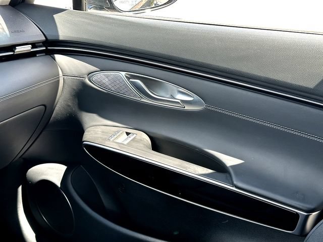 Used 2025 Genesis GV70 2.5T AWD/4WD image 27