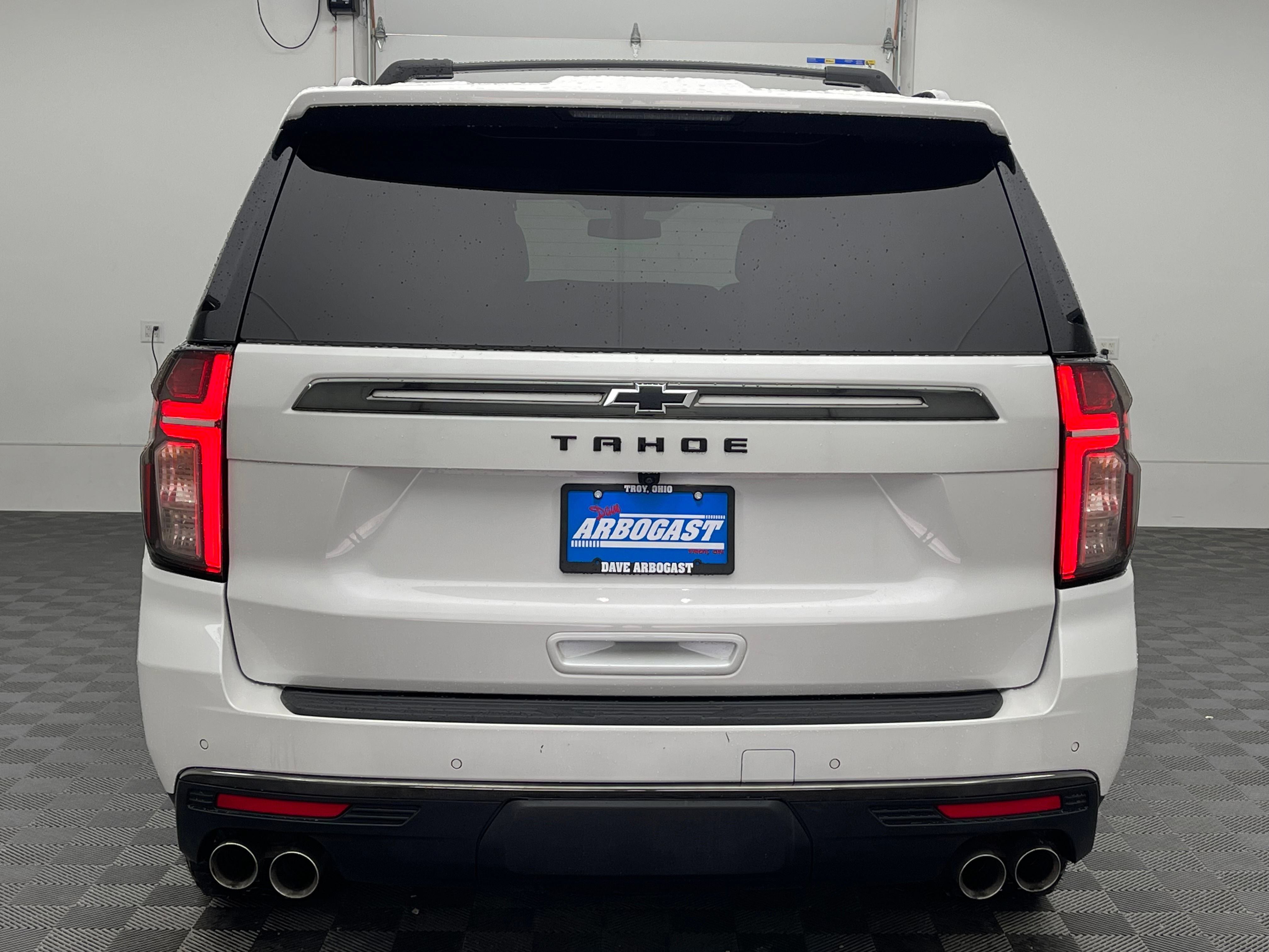 Used 2022 Chevrolet Tahoe Z71 w/ Z71 Off-Road Package AWD/4WD image 9