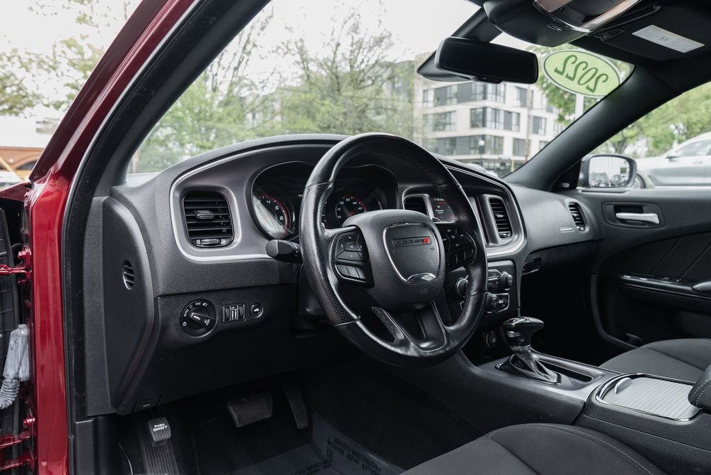 Used 2022 Dodge Charger R/T w/ Blacktop Package RWD image 21