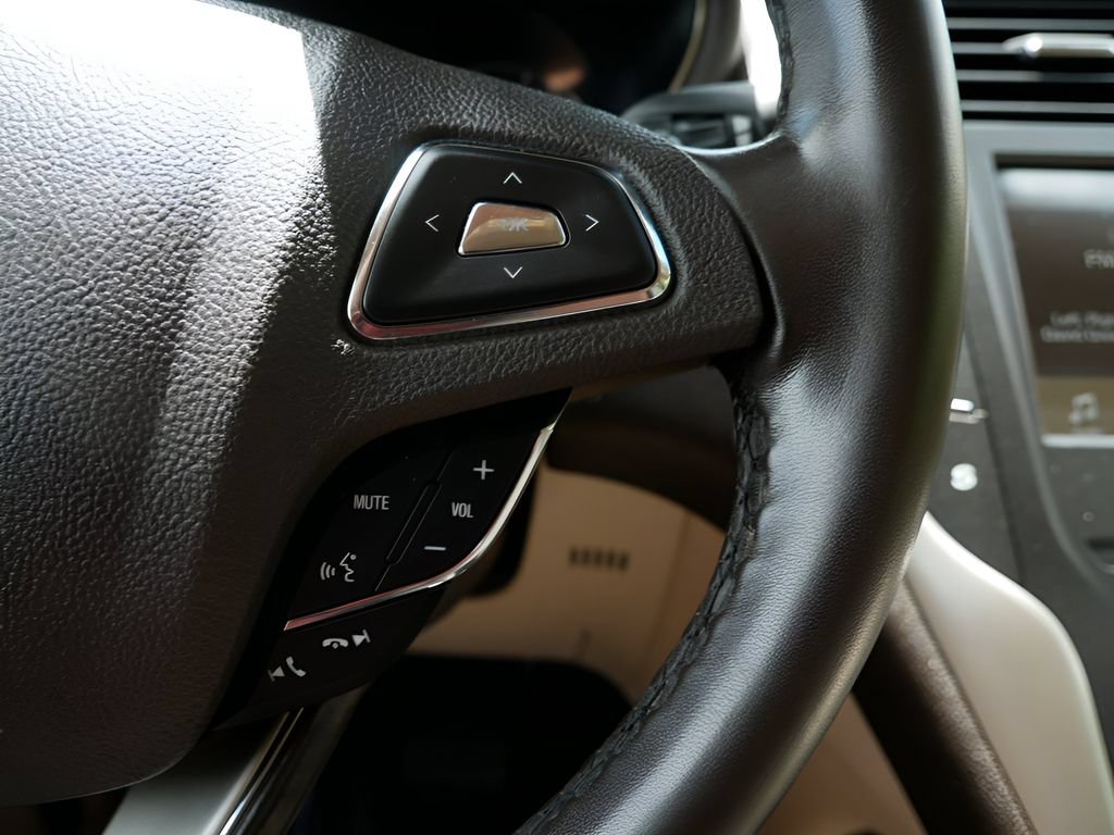 Used 2017 Lincoln MKC Select AWD/4WD image 18