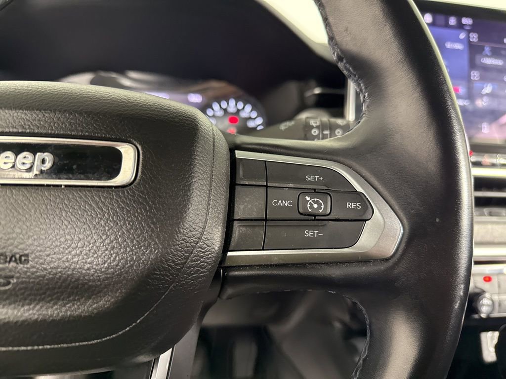 Used 2022 Jeep Compass Latitude w/ Sun and Sound Group image 30