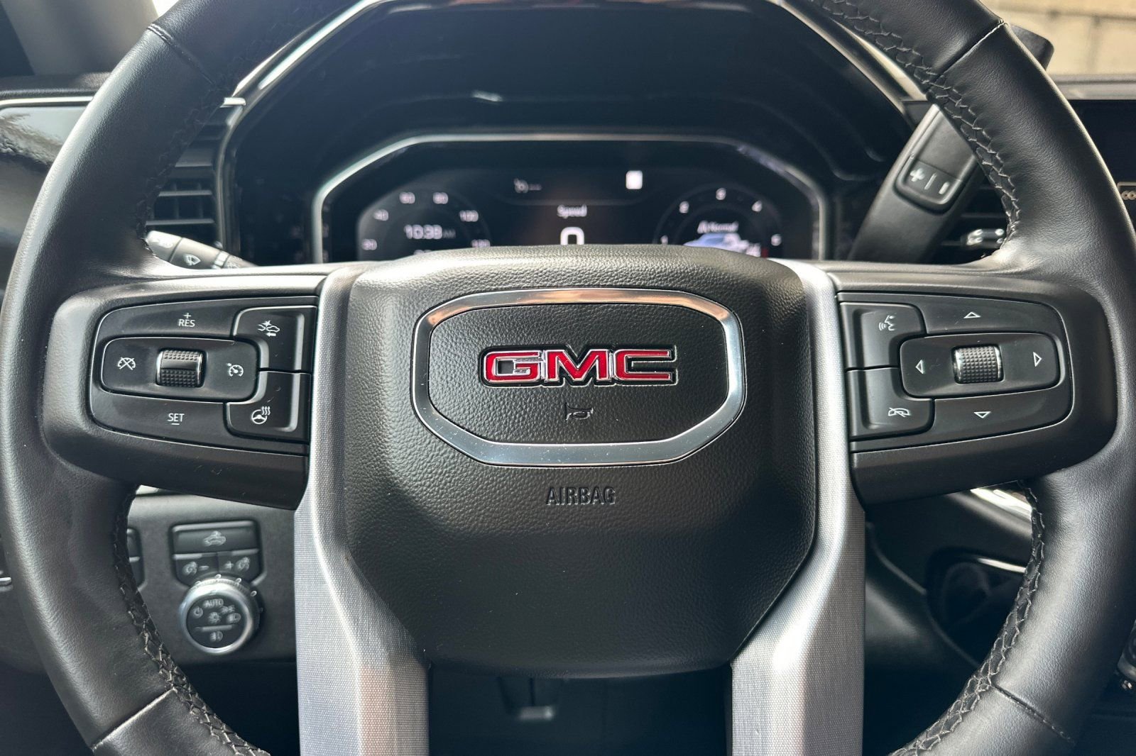 Used 2023 GMC Sierra 1500 Elevation image 30