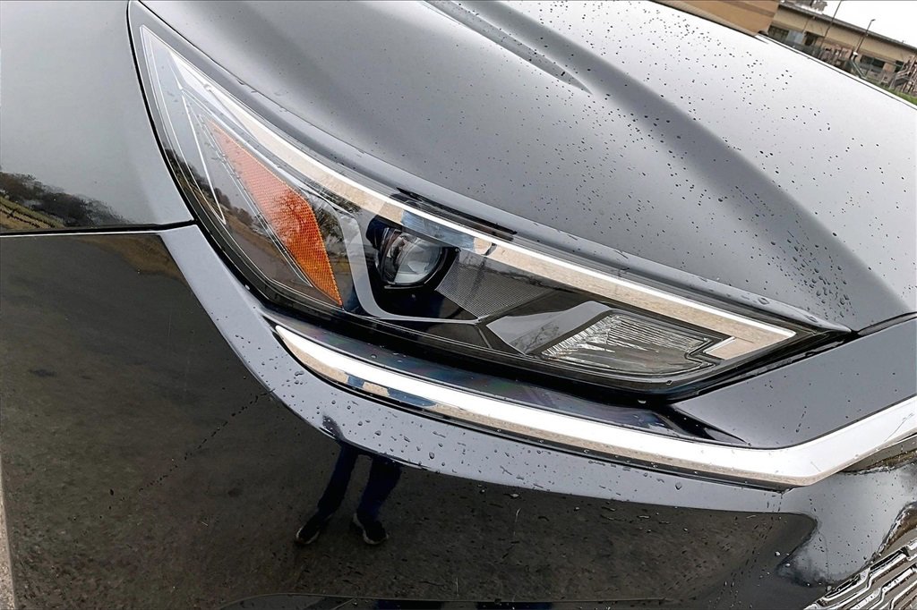 Used 2025 Toyota Grand Highlander XLE image 24