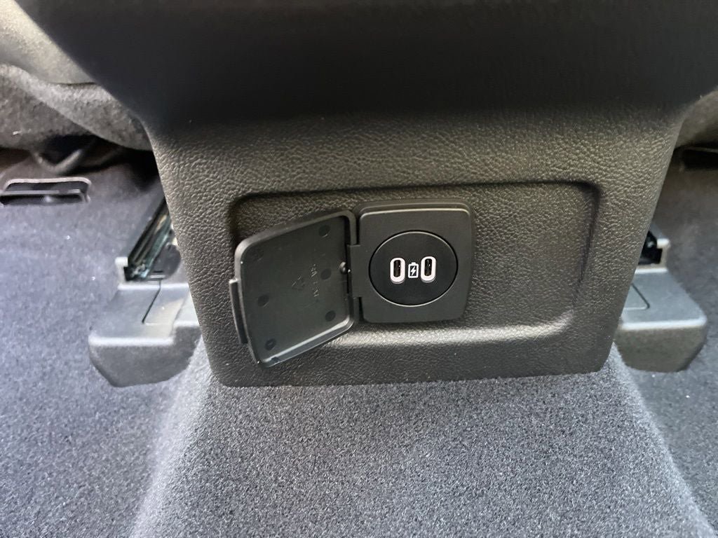 Used 2026 Lincoln Corsair Grand Touring AWD/4WD image 16