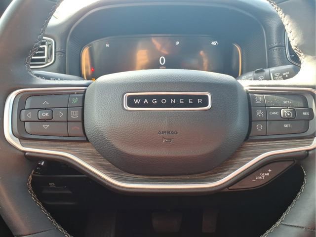 Used 2024 Jeep Wagoneer Series II w/ Flexible Seating Group image 14