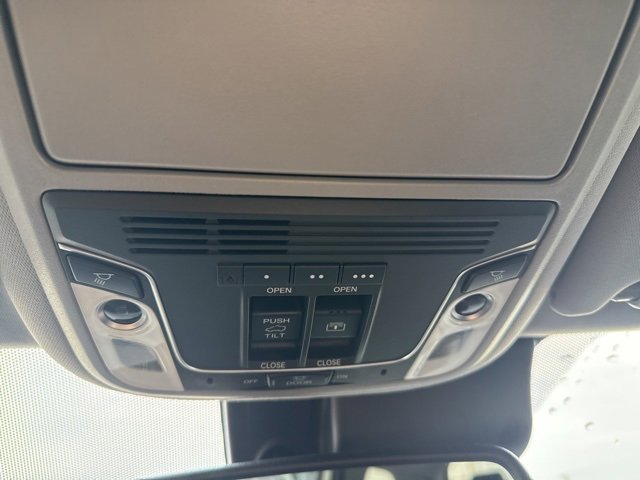 Used 2017 Honda Pilot Elite image 28