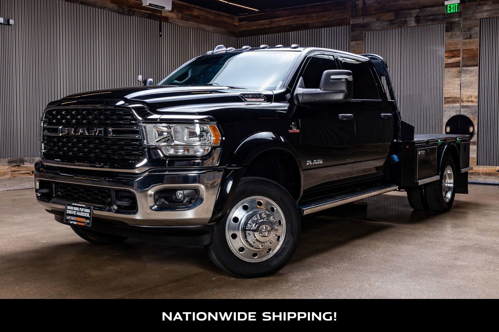Used 2024 RAM 4500 SLT w/ Quick Order Package 2YG SLT AWD/4WD image 4
