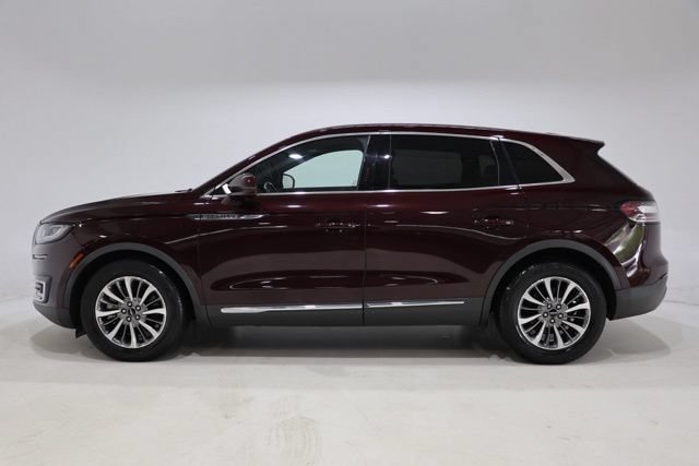 Used 2019 Lincoln Nautilus Select AWD/4WD image 4