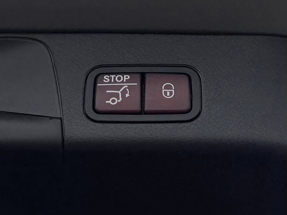 Certified 2026 Mercedes-Benz GLB 250 image 14