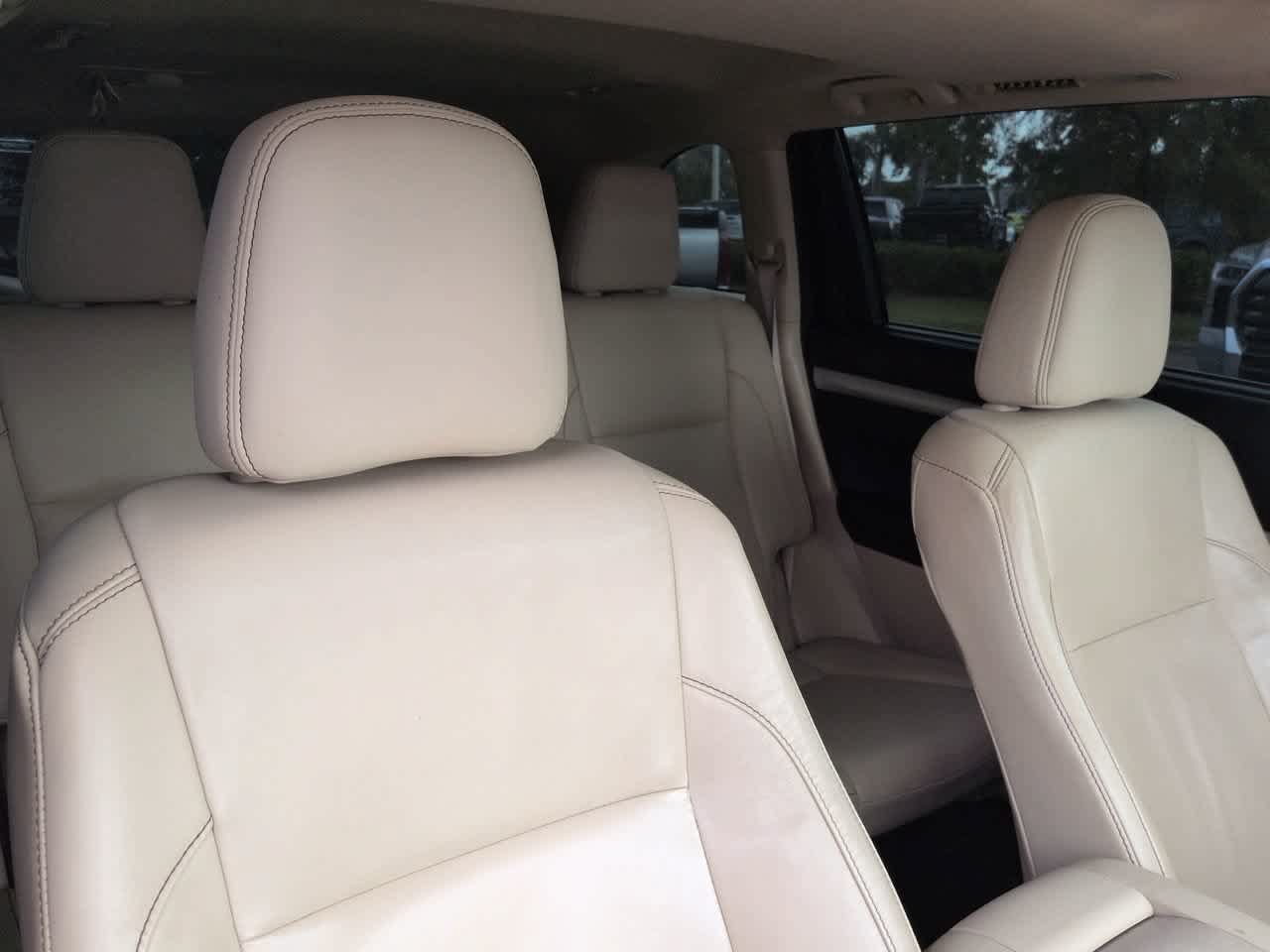 Used 2015 Toyota Highlander XLE FWD image 7