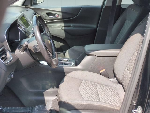 Used 2020 Chevrolet Equinox LT w/ Driver Convenience Package FWD image 11