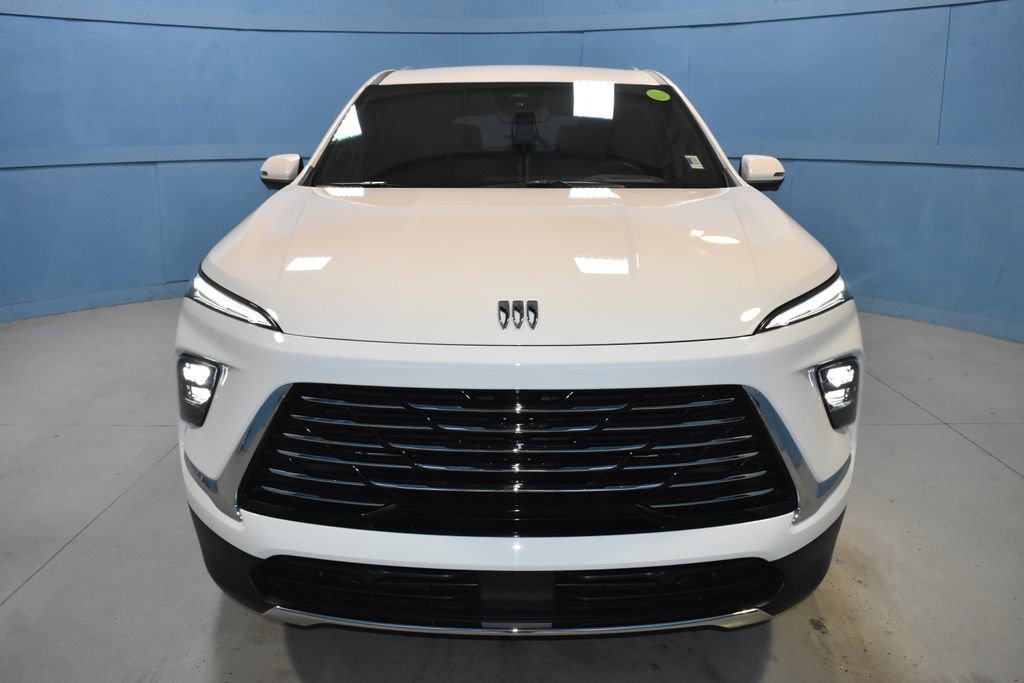 Used 2025 Buick Enclave Preferred w/ Power Package image 26