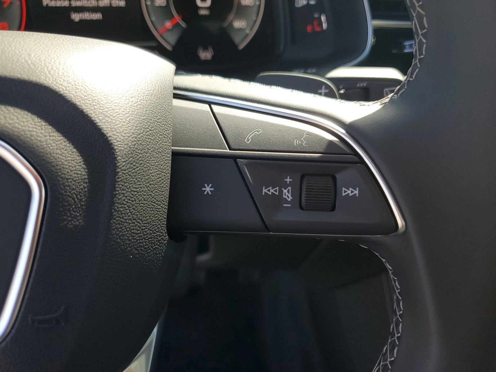 New 2026 Audi Q8 Prestige AWD/4WD image 32