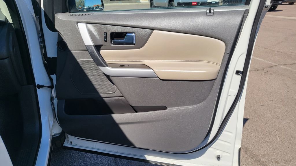 Used 2013 Ford Edge SEL image 17