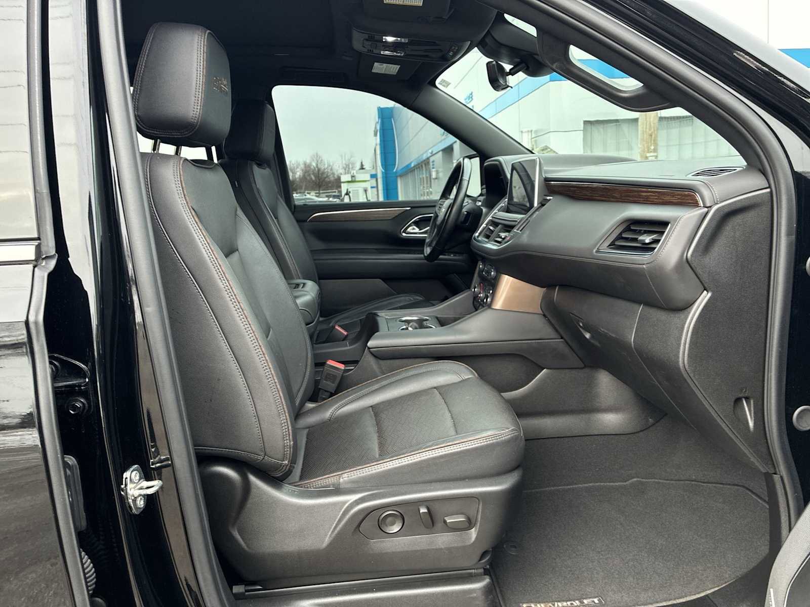 Used 2023 Chevrolet Tahoe High Country image 29