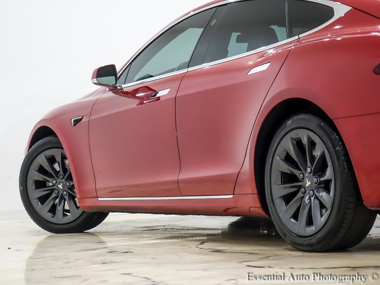 Used 2018 Tesla Model S 100D image 11