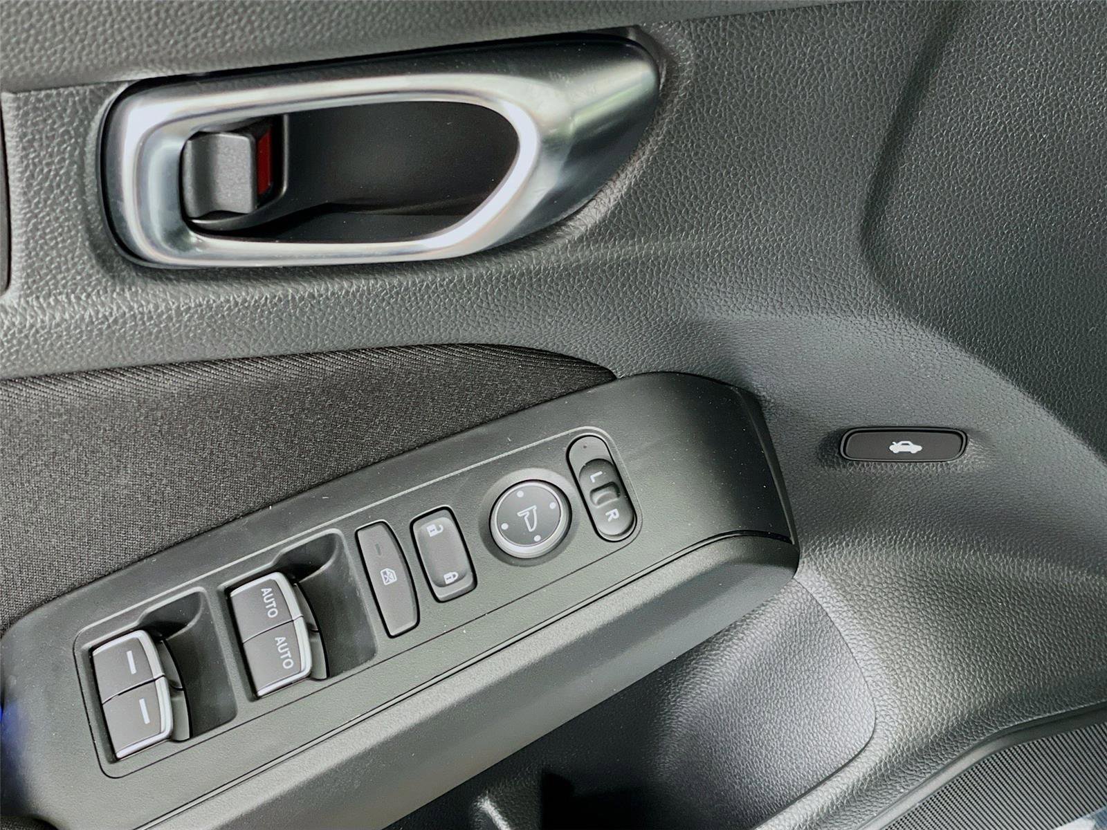 New 2026 Honda Civic Sport image 18