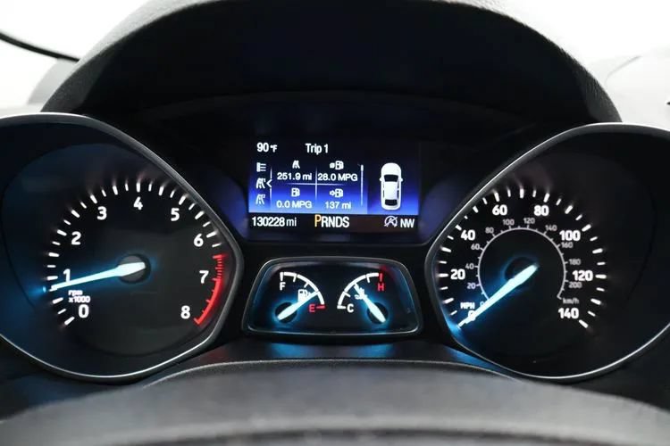Used 2017 Ford Escape SE w/ Equipment Group 201A AWD/4WD image 27