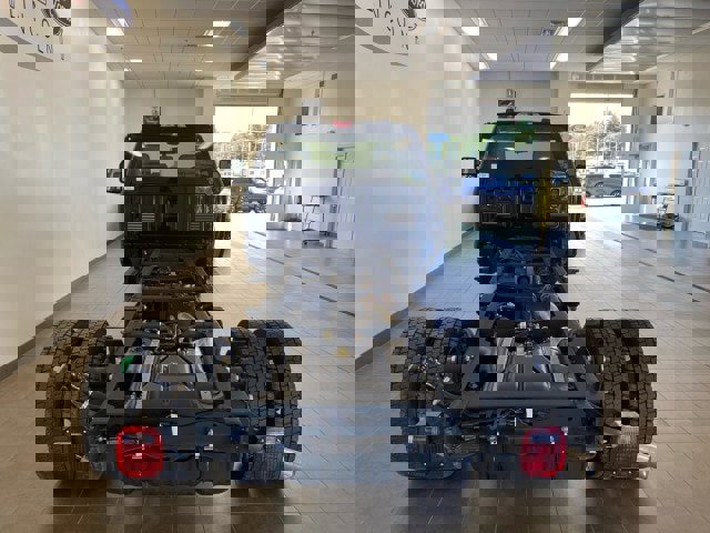 New 2024 Ford F550 4x4 Regular Cab Super Duty image 15