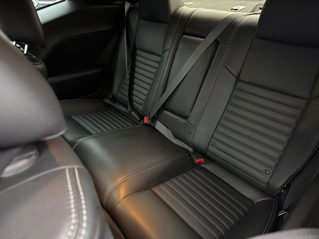 Used 2013 Dodge Challenger SXT Plus image 23