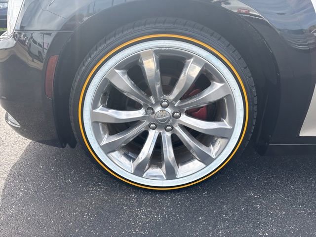 Used 2018 Chrysler 300 Limited RWD image 9