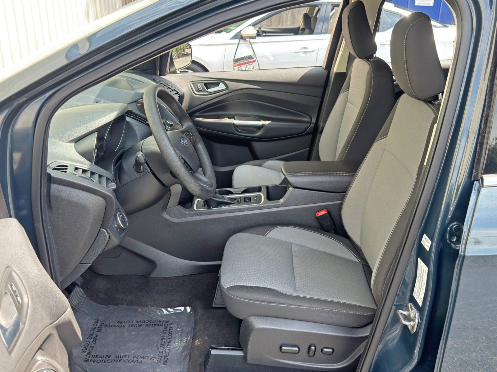 Used 2019 Ford Escape SE FWD image 15