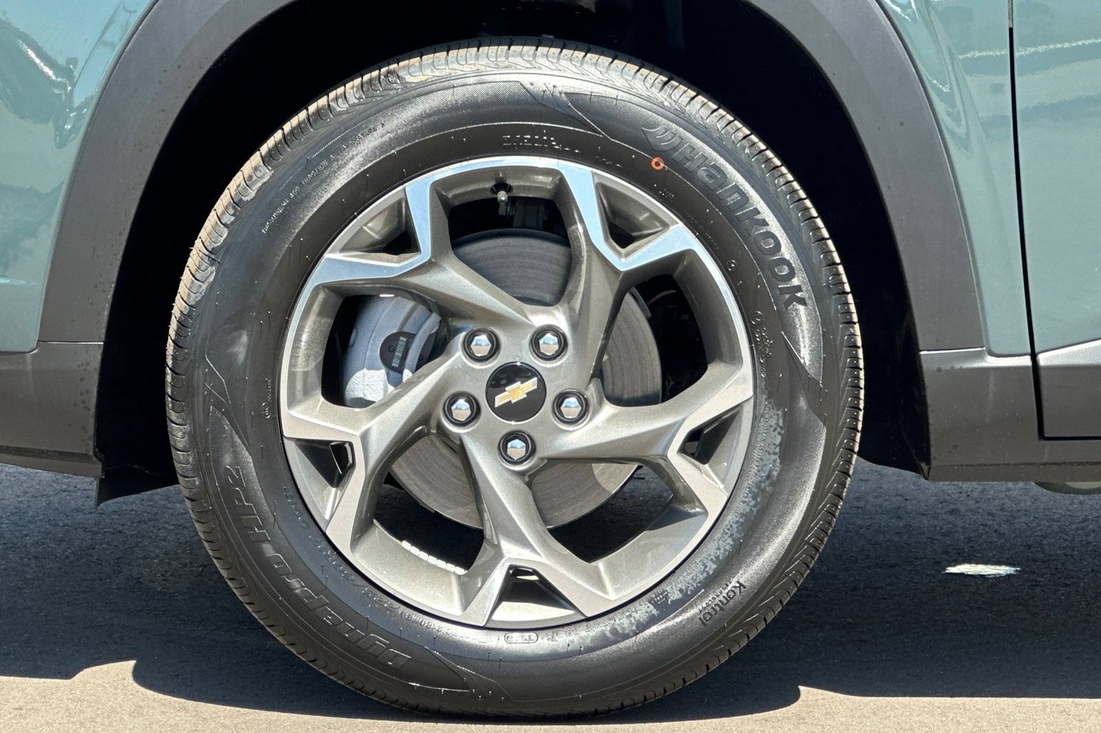 New 2026 Chevrolet Trax LT FWD image 25