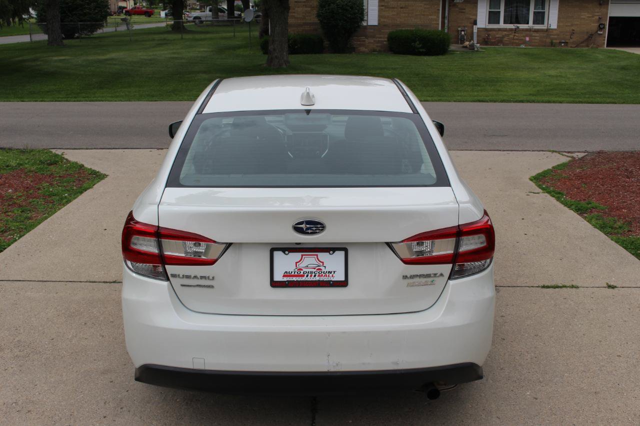 Used 2017 Subaru Impreza 2.0i Premium AWD/4WD image 9