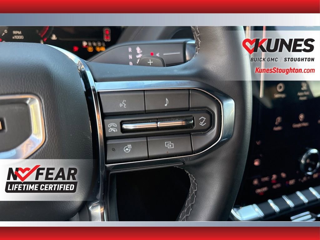 Used 2025 GMC Yukon Denali image 27