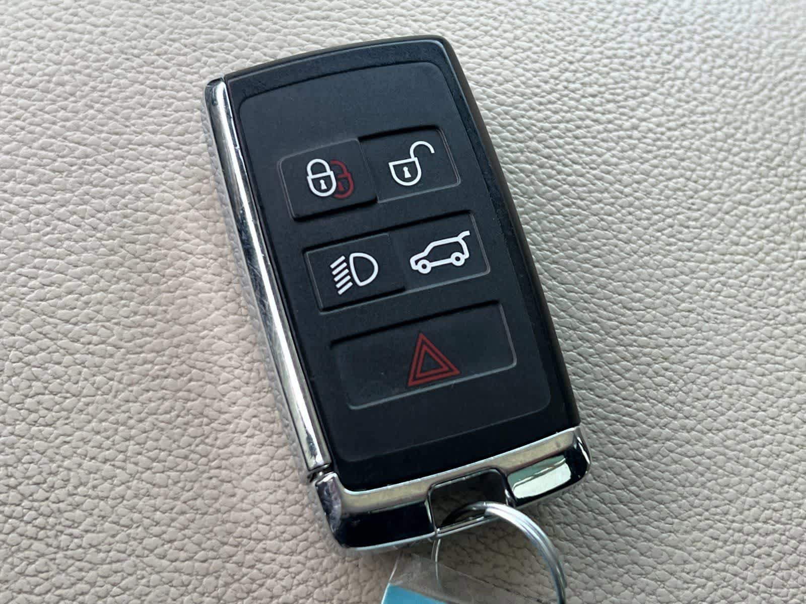 Used 2021 Land Rover Range Rover AWD/4WD image 27