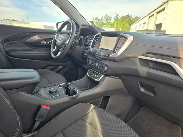 Used 2023 GMC Terrain SLE w/ Driver Convenience Package FWD image 22
