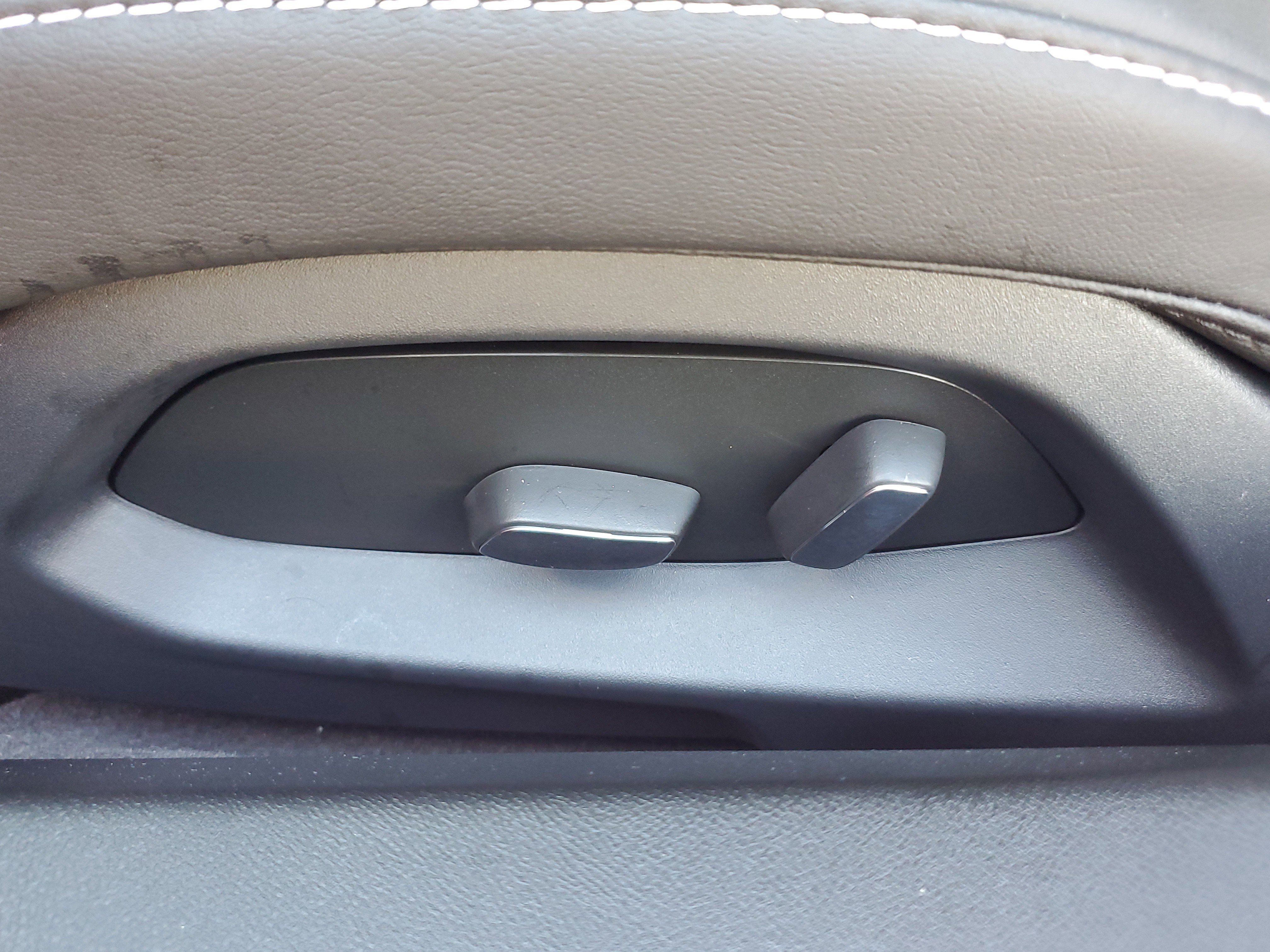 Used 2025 Chevrolet Corvette Z06 image 14