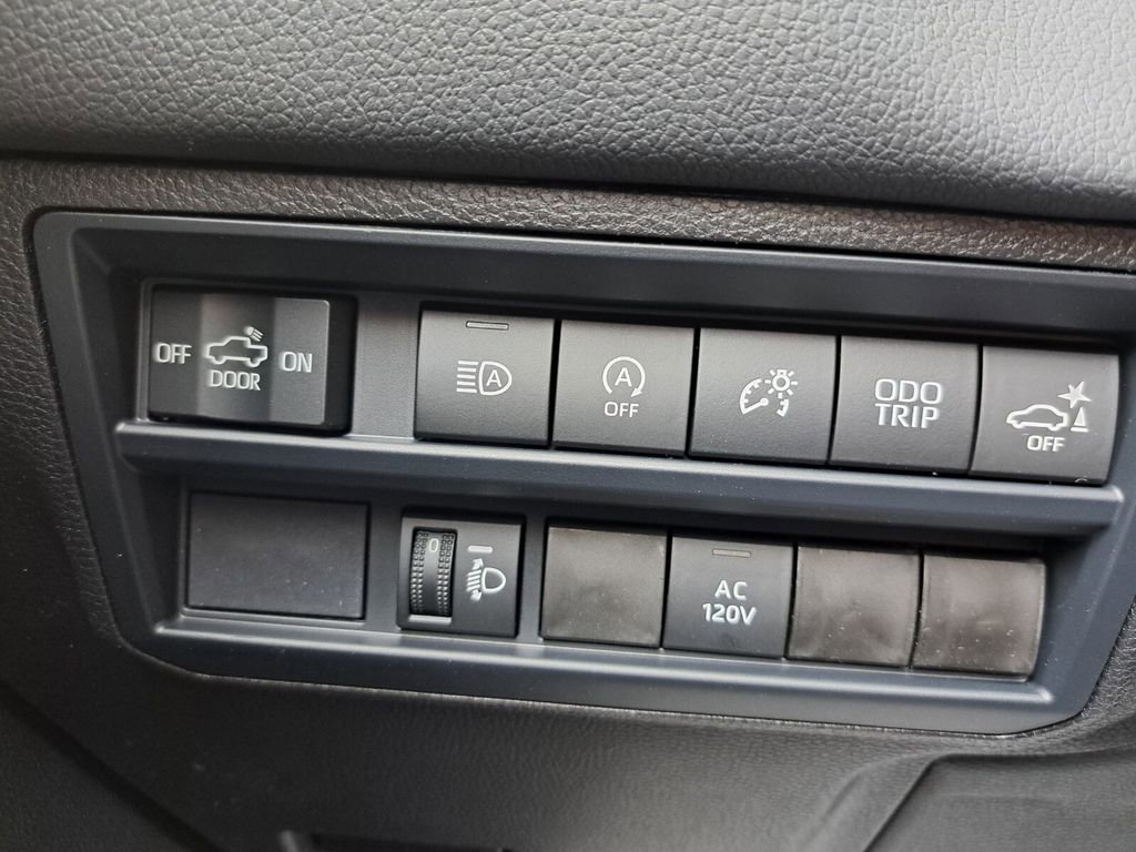 New 2026 Toyota Tundra Limited image 15