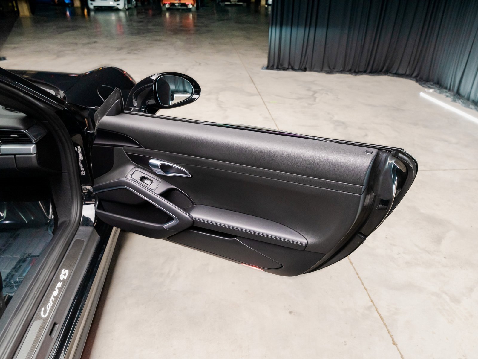 Used 2018 Porsche 911 Carrera 4S image 53