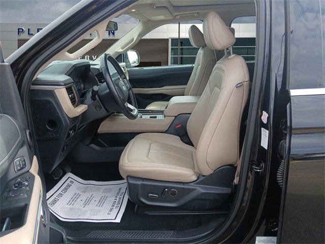 Used 2024 Ford Expedition Max Limited image 9